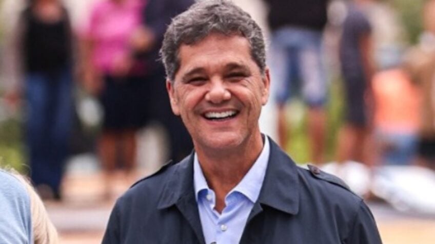 Ferraço lidera todos os cenários para o governo do ES, mostra pesquisa