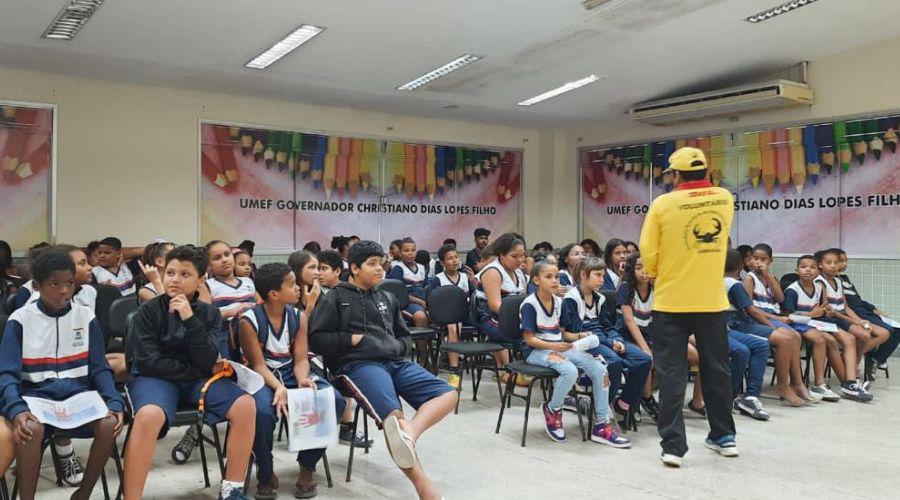 Vila Velha leva mais de 300 alunos a palestras sobre afogamento