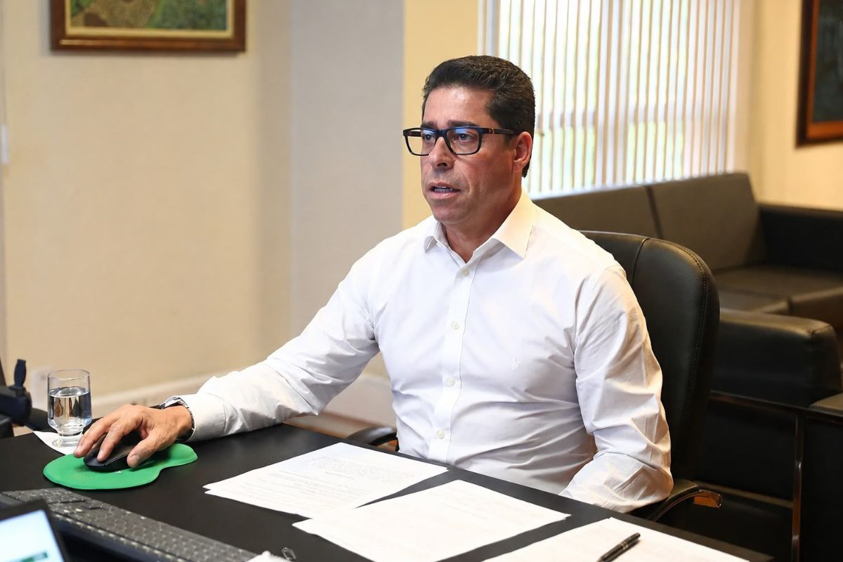 Ales aprova isenção de ICMS para ônibus escolares no ES