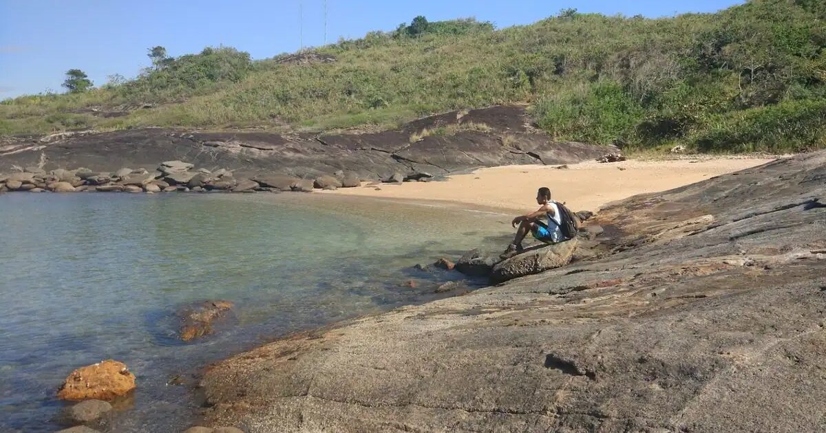 Guia atualizado alerta sobre acesso às praias Bremen e Cosine em Guarapari