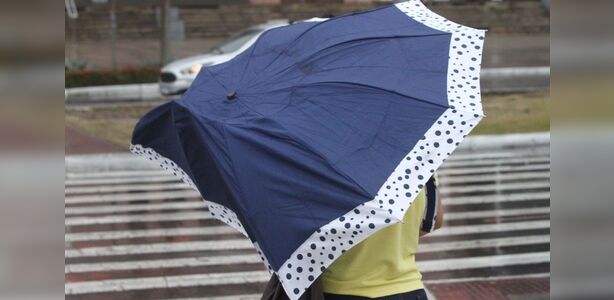 Frente fria chega ao ES nesta sexta e traz chuva no fim de semana