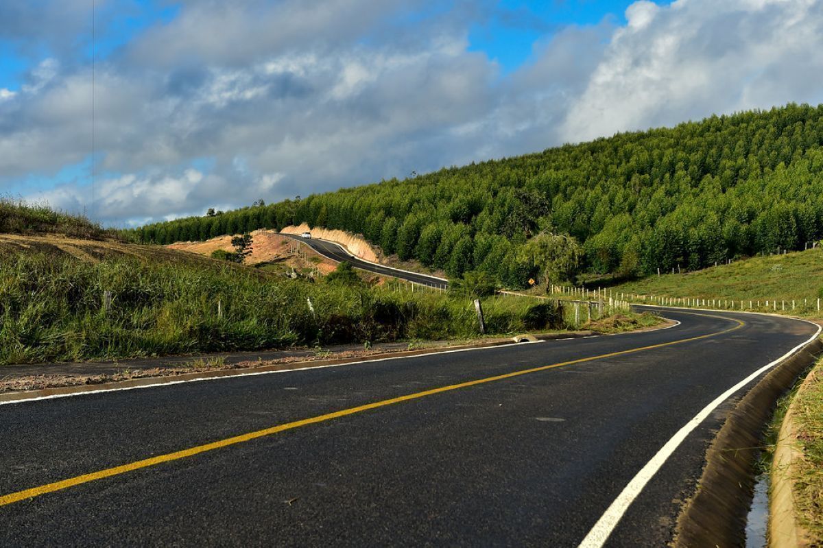 BNDES libera R$ 890 milhões para rodovias do Espírito Santo
