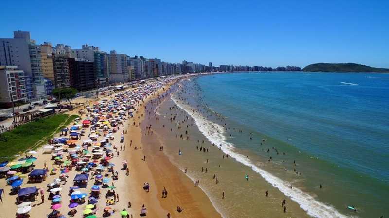 Guarapari completa 135 anos como point number 1 dos mineiros