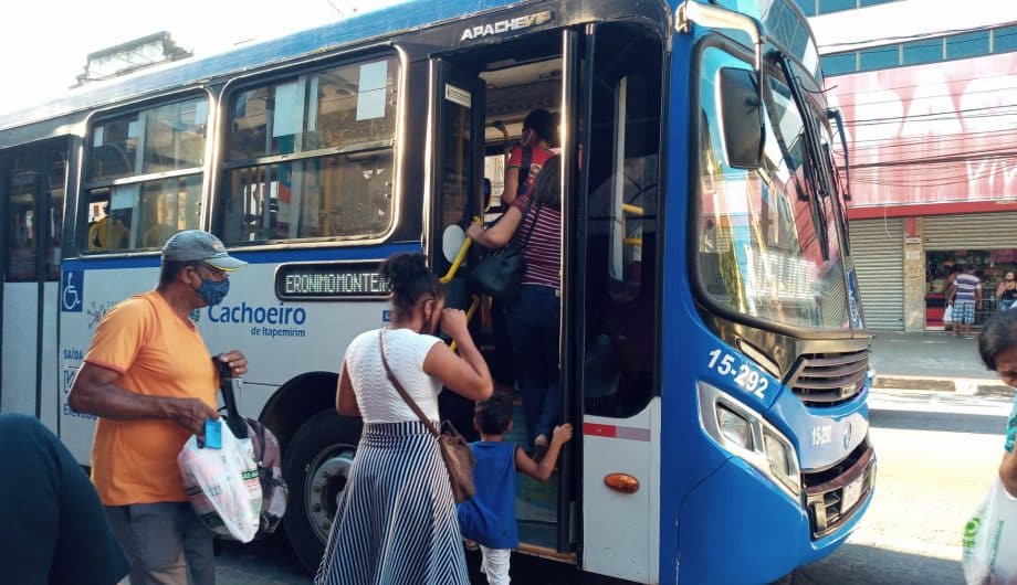 Ônibus do transporte coletivo municipal de Cachoeiro de Itapemirim