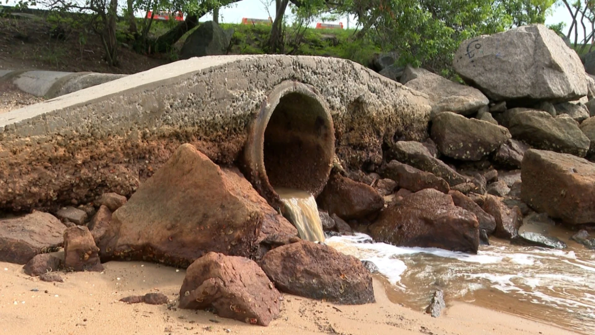 Troca de Manilha na Praia da Guarderia Será Feita Até Dezembro