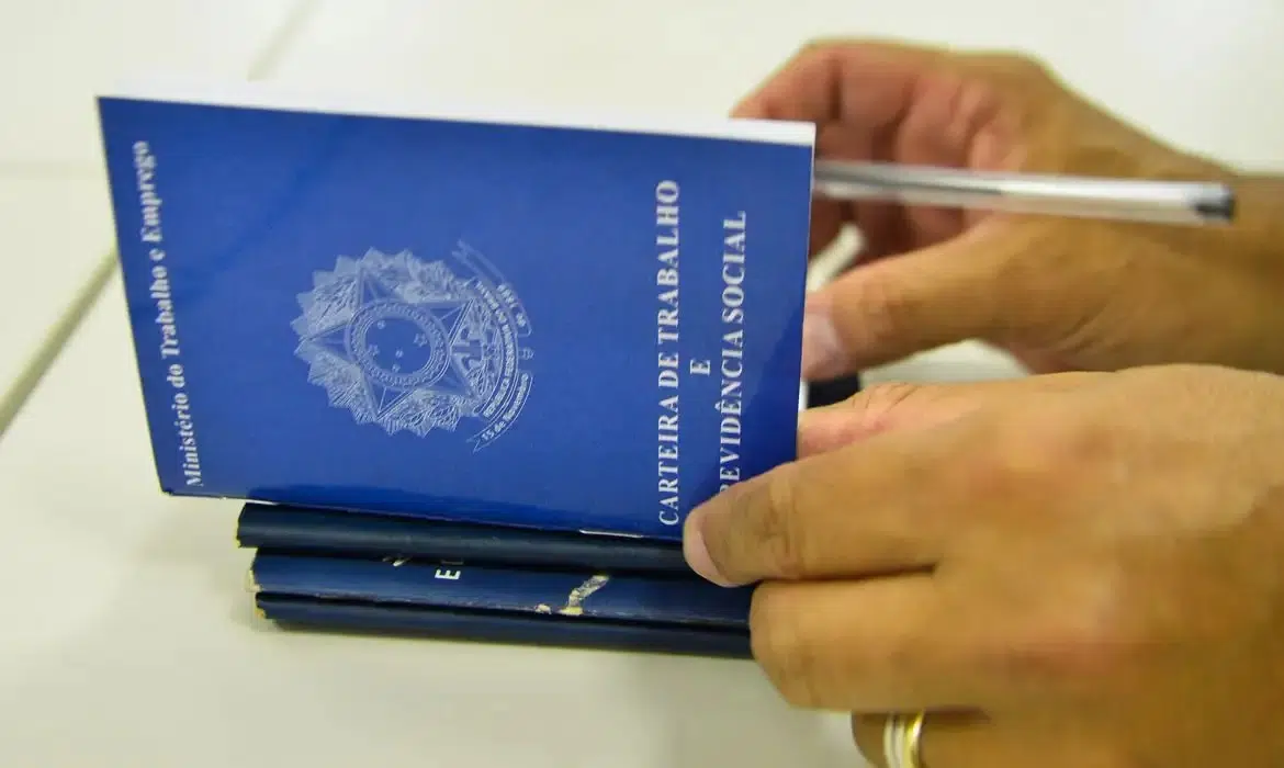 Emprega Cachoeiro promove entrevistas de emprego na próxima segunda-feira