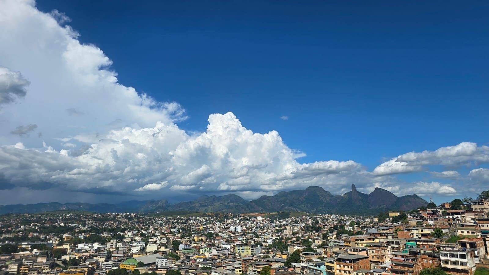 Previsão aponta chuva fraca no litoral do Espírito Santo